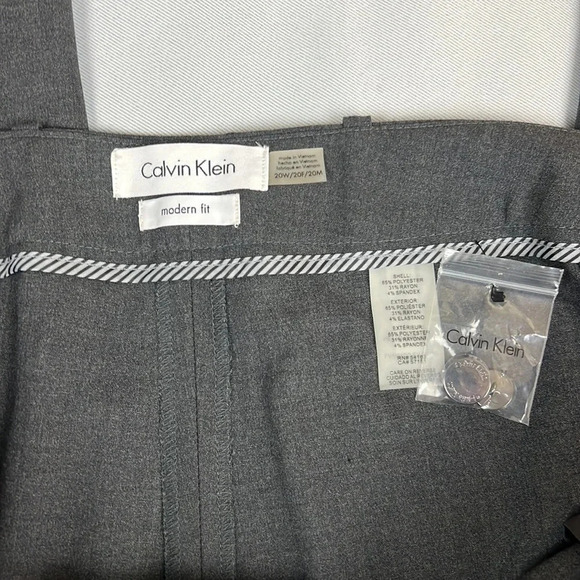Calvin Klein NWT Gray Morden Fit Pant Size 20W - Picture 4 of 13